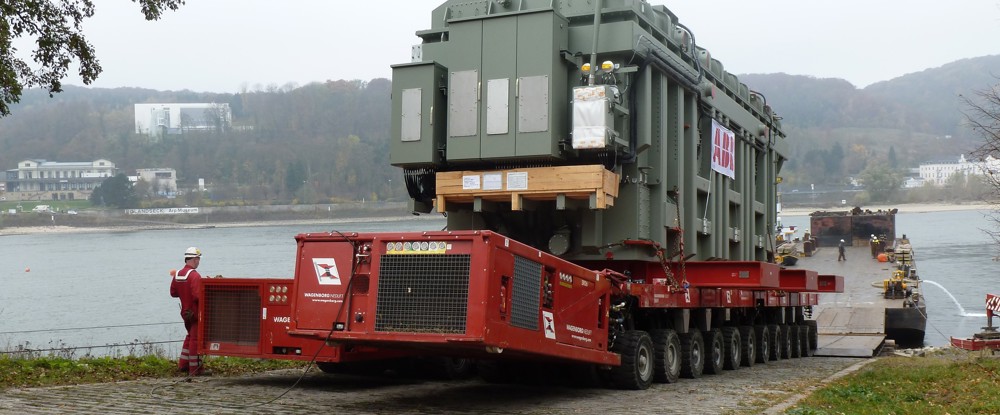 SPMT transport