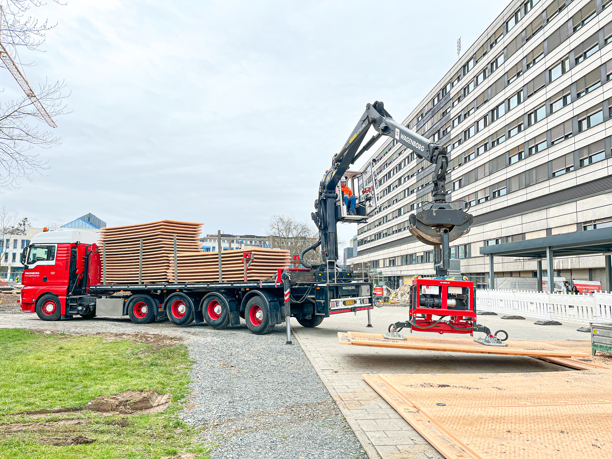 23 03 20 14 12 02 6596